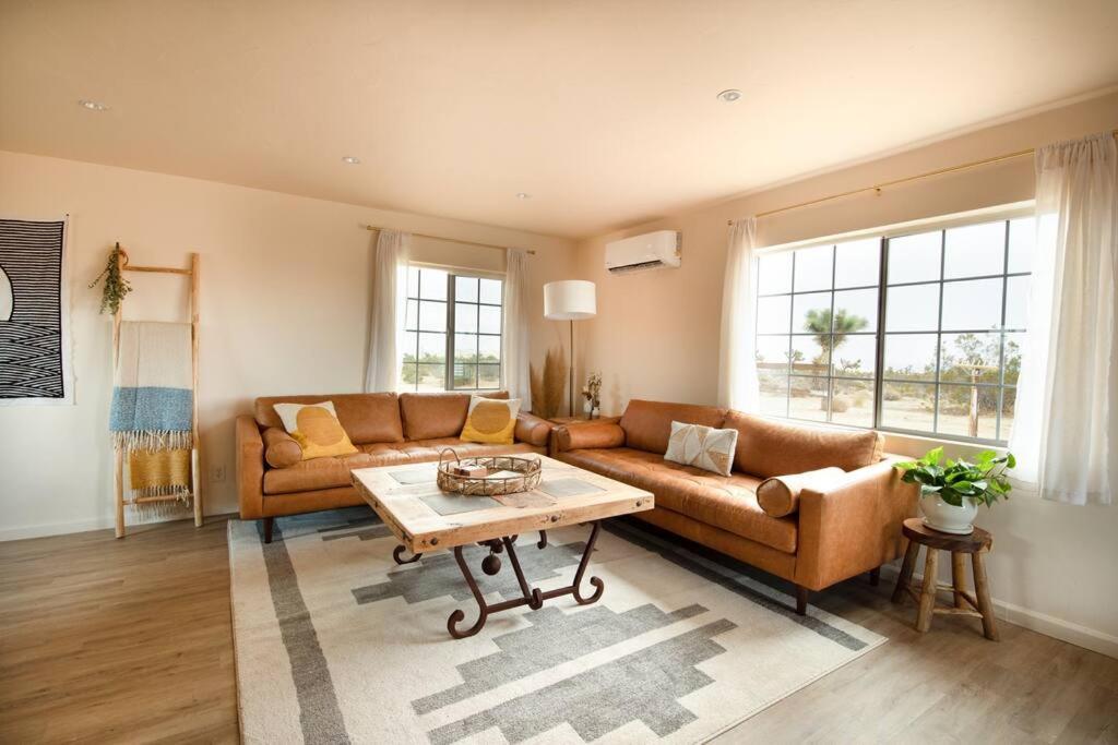 Cryptic Cabin-Tranquil Bohemian Getaway W/Hot Tub Yucca Valley Eksteriør bilde