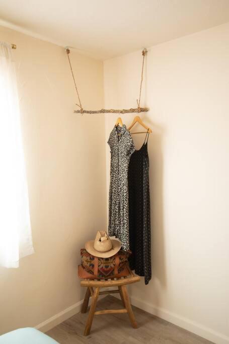 Cryptic Cabin-Tranquil Bohemian Getaway W/Hot Tub Yucca Valley Eksteriør bilde